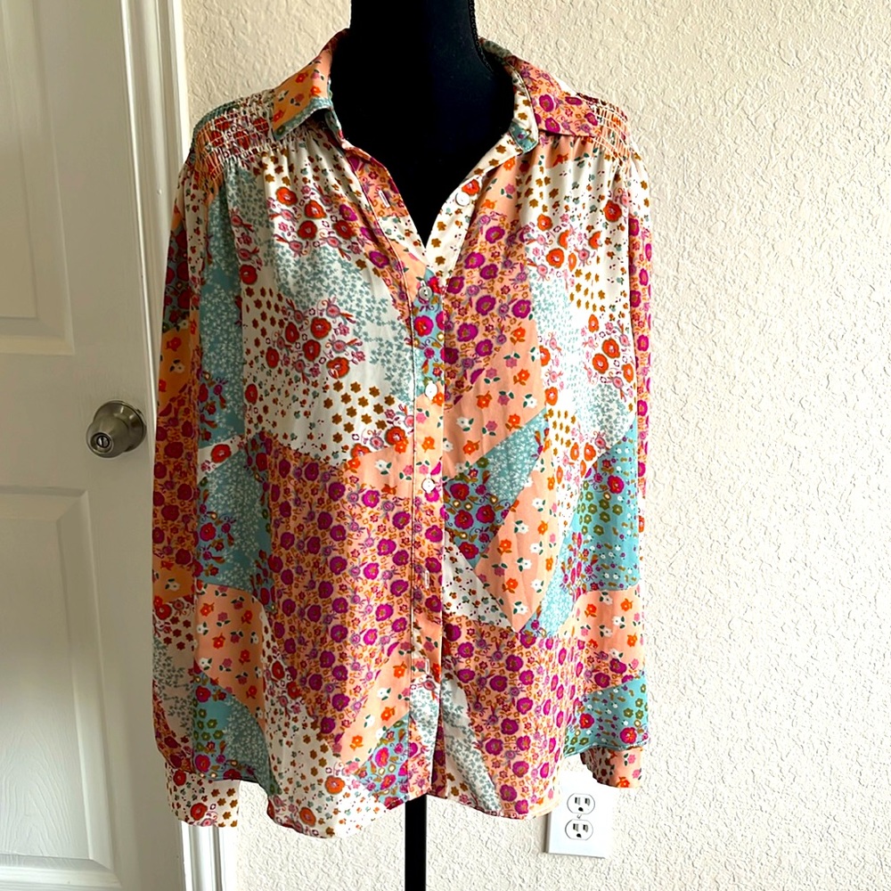 Rose + Olive: patch color button blouse.
